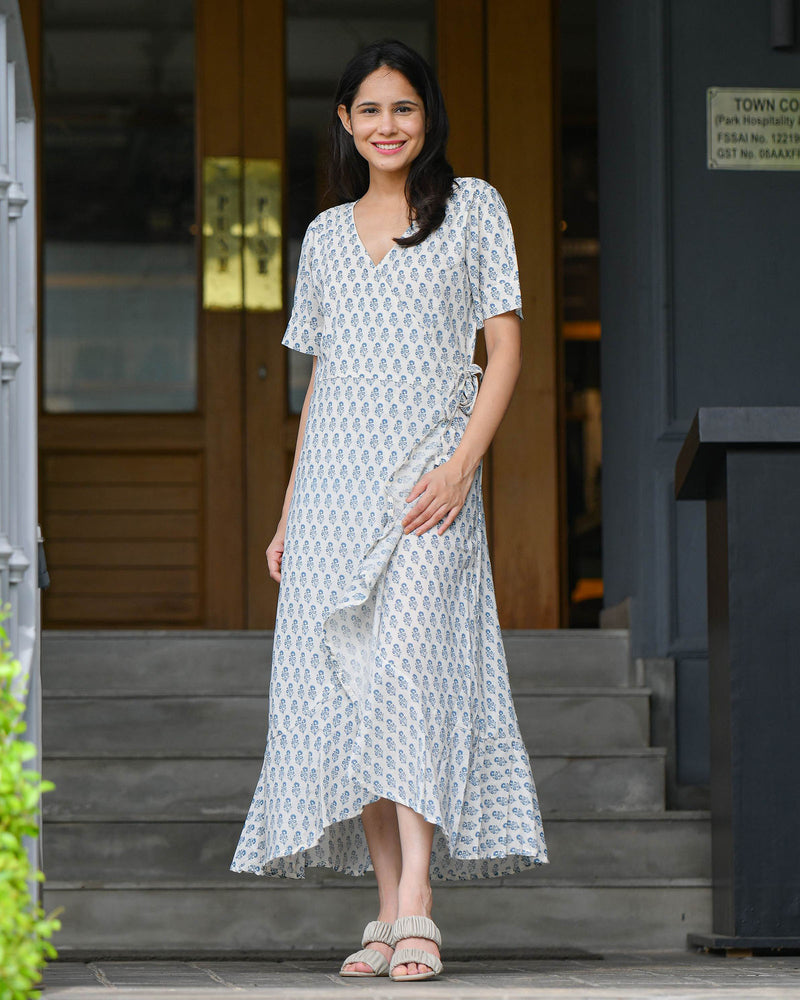 CREAM WHITE WRAP-AROUND DRESS