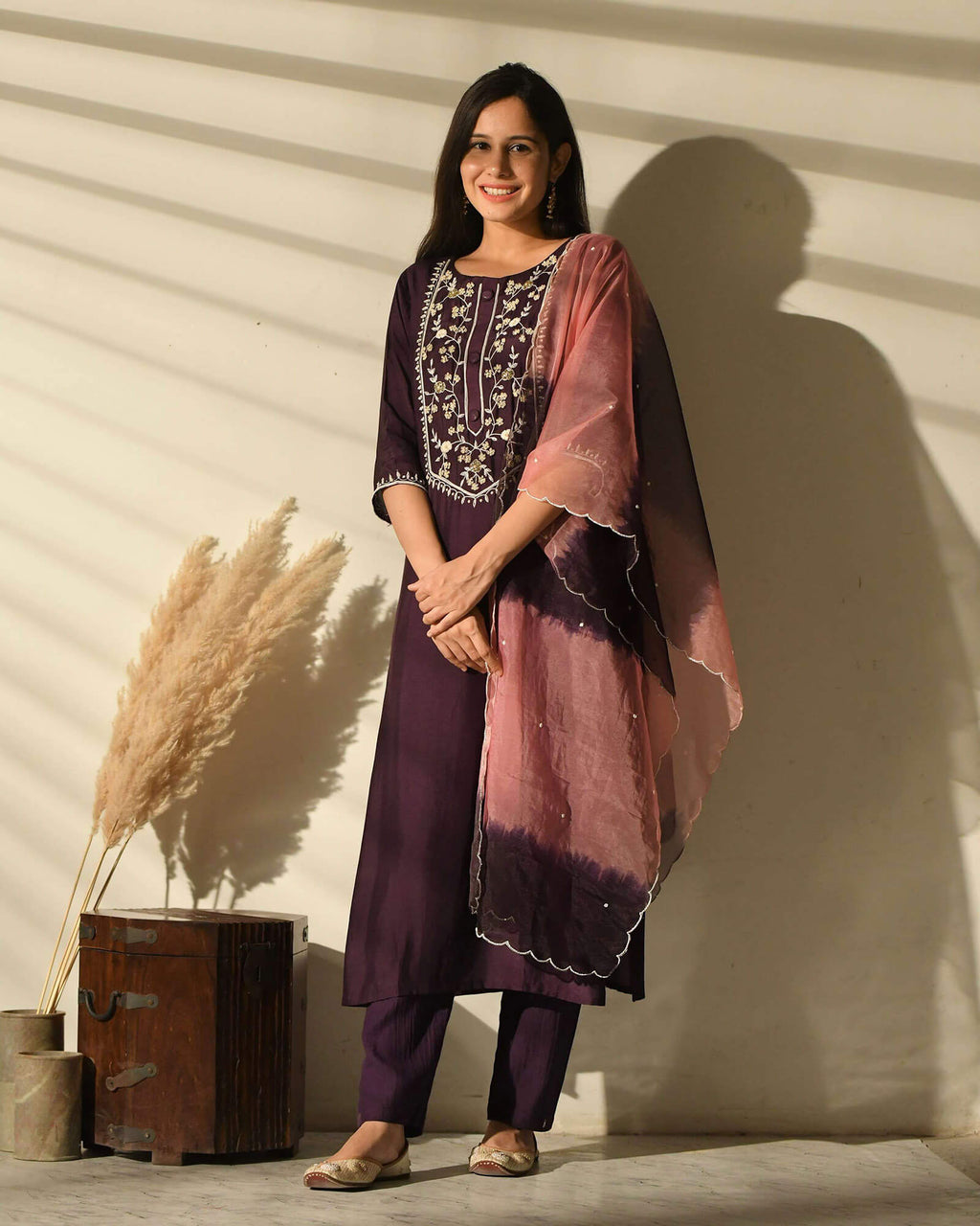 WINE MUSLIN SUIT SET WITH EMBROIDERY