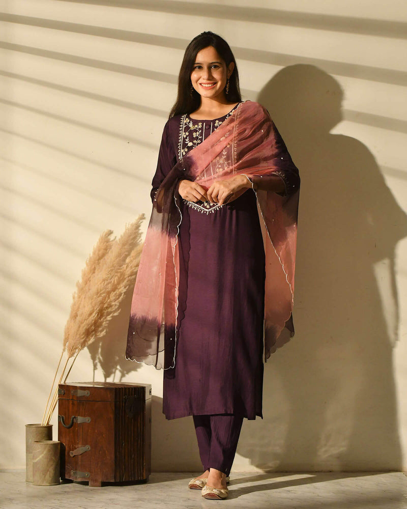 WINE MUSLIN SUIT SET WITH EMBROIDERY