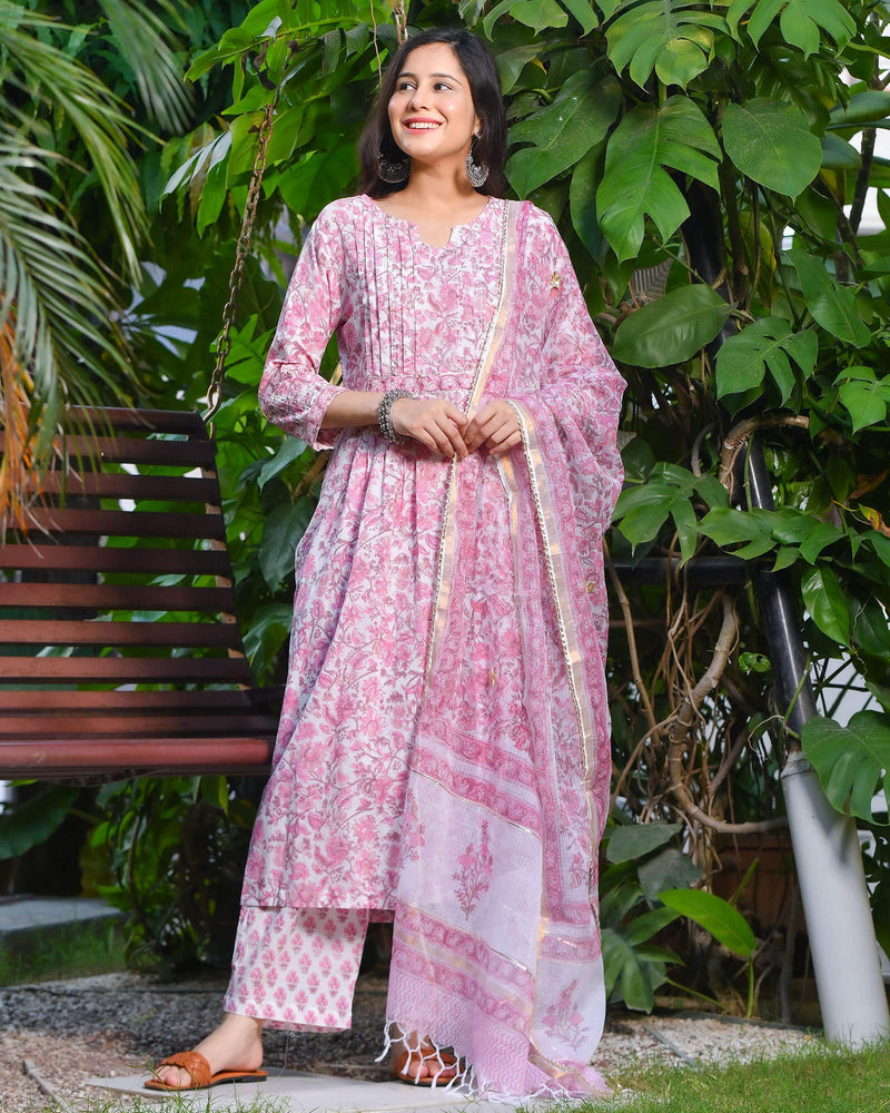 PINK FLORAL HANDBLOCK SUIT SET WITH GOTTA WORK