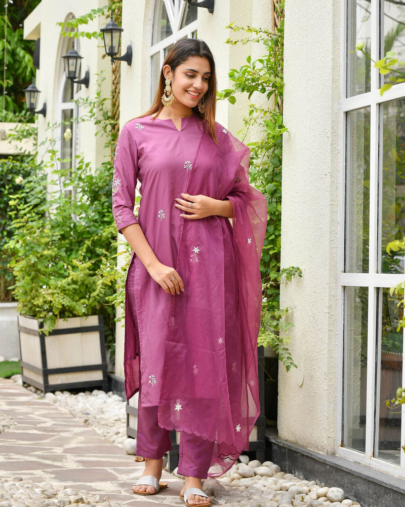 MAGENTA MUSLIN SUIT SET WITH EMBROIDERY