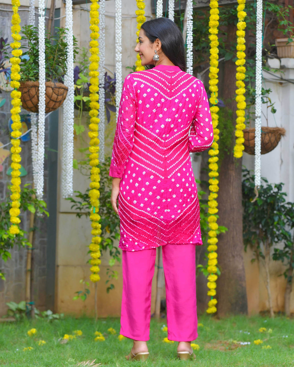 RANI BANDHEJ PANT SET