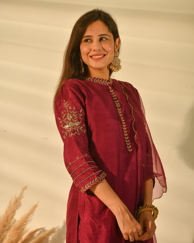 BURGUNDY MUSLIN SUIT SET WITH HANDWORK